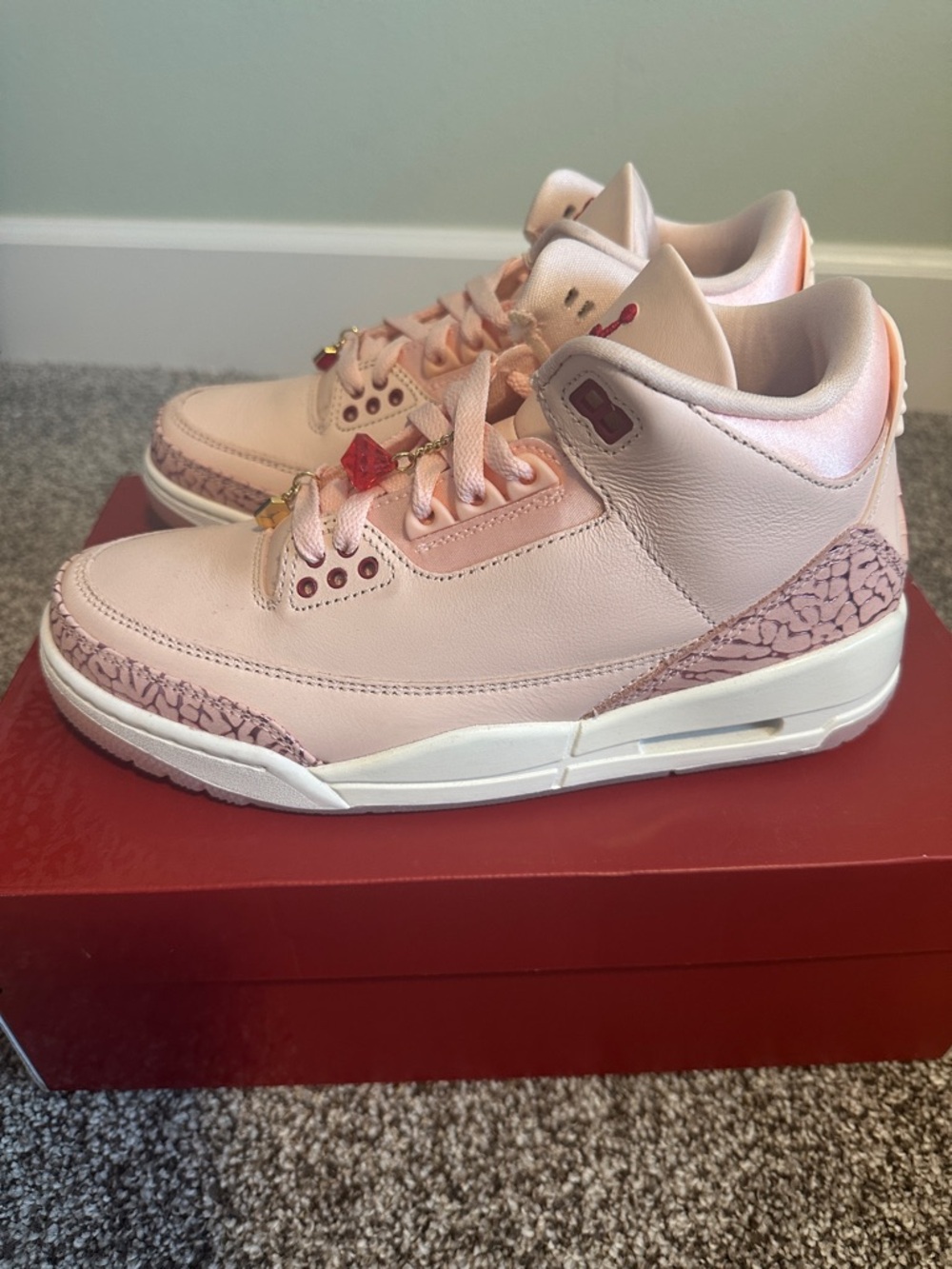 Jordan Retro 3 Sneakers in Pale Pink with Red Accents - Picture 3 of 9